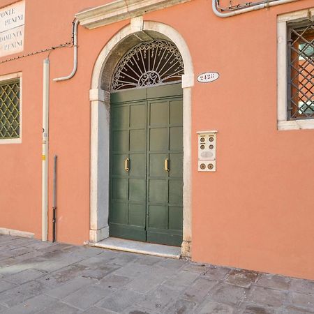 Stunning Apartment In Venezia With Kitchenette 外观 照片